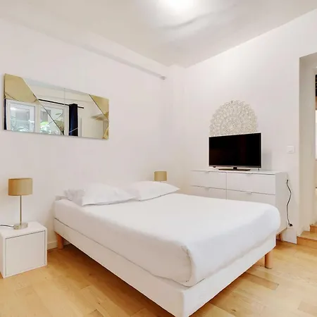 Amazing 1br For 4p - Chatelet Apartament Paryż